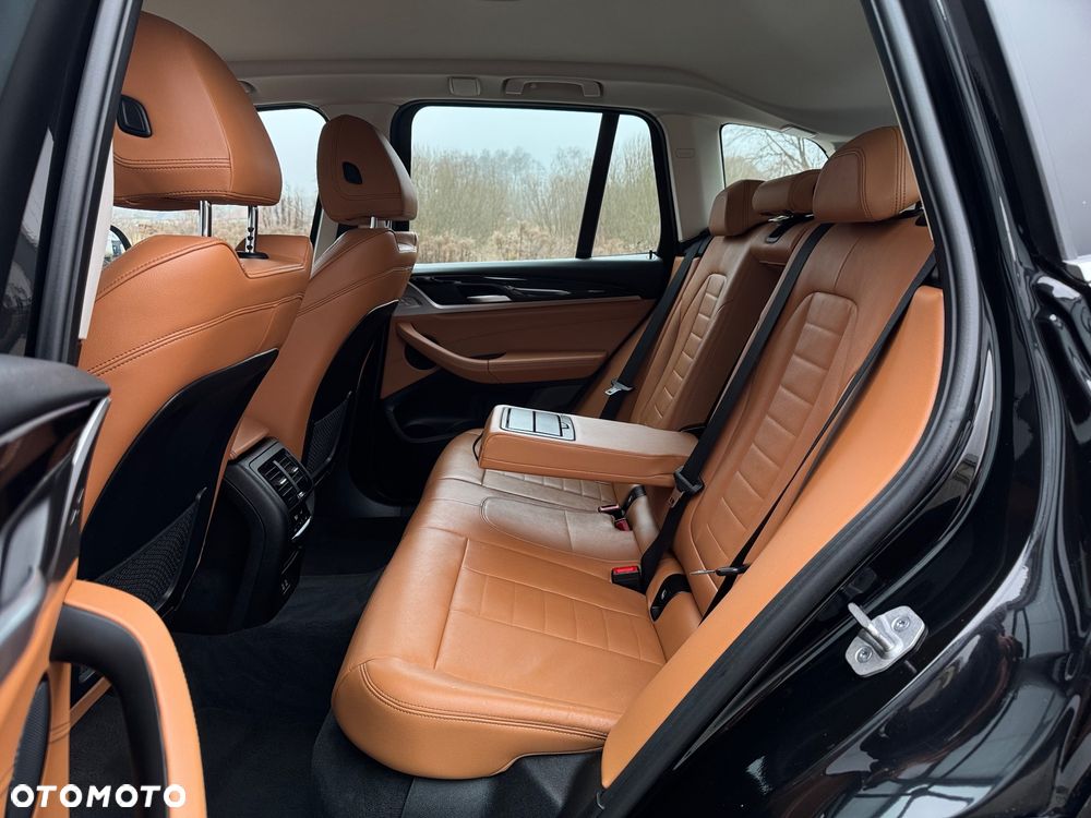 BMW X3 sDrive18d xLine sport - 26