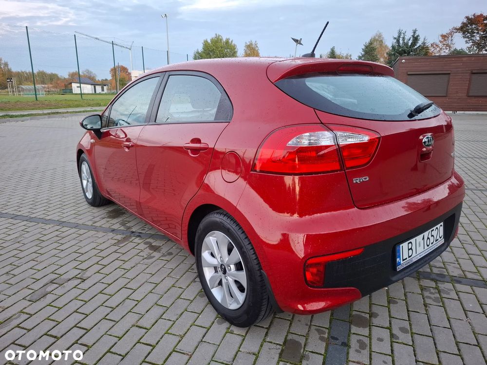 Kia Rio 2017 photo 5