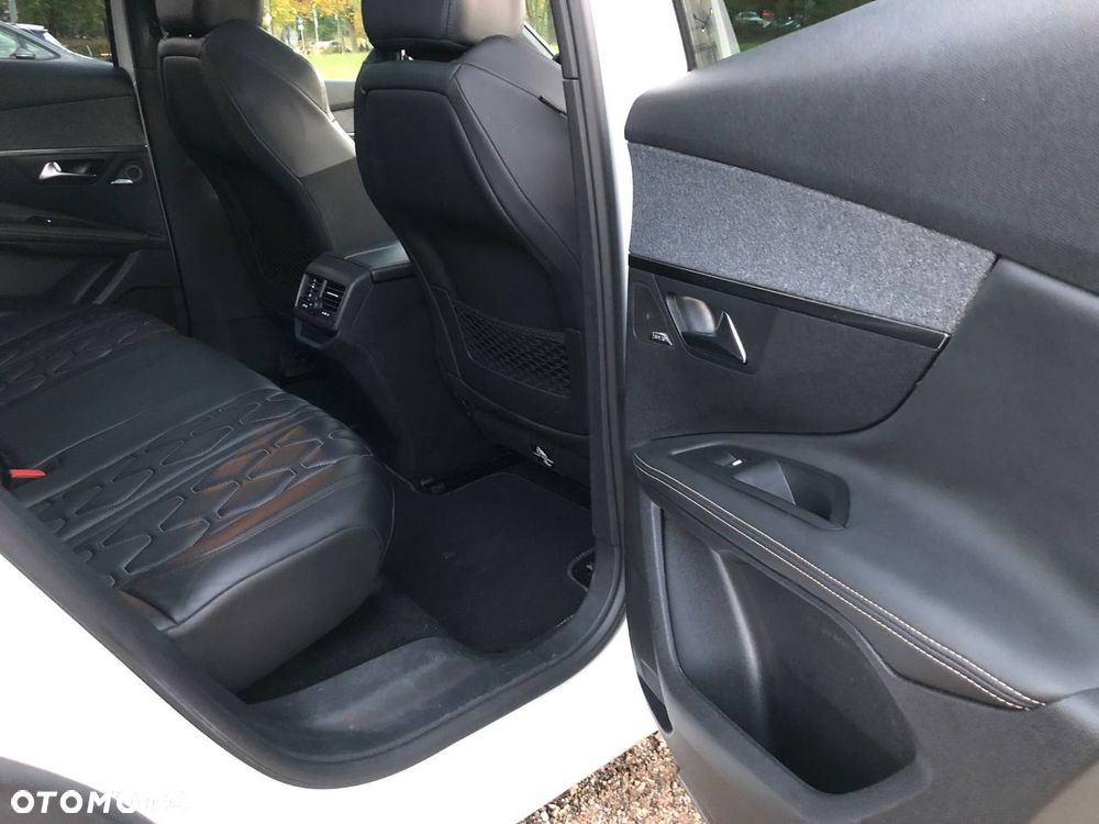 Peugeot 3008 1.5 BlueHDi GT S&S EAT8 - 20
