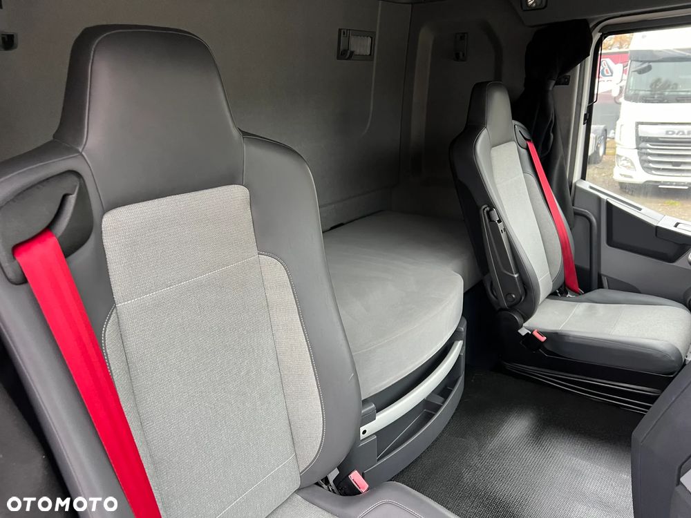 Renault GAMA T 440 13 L MOTOR - 19