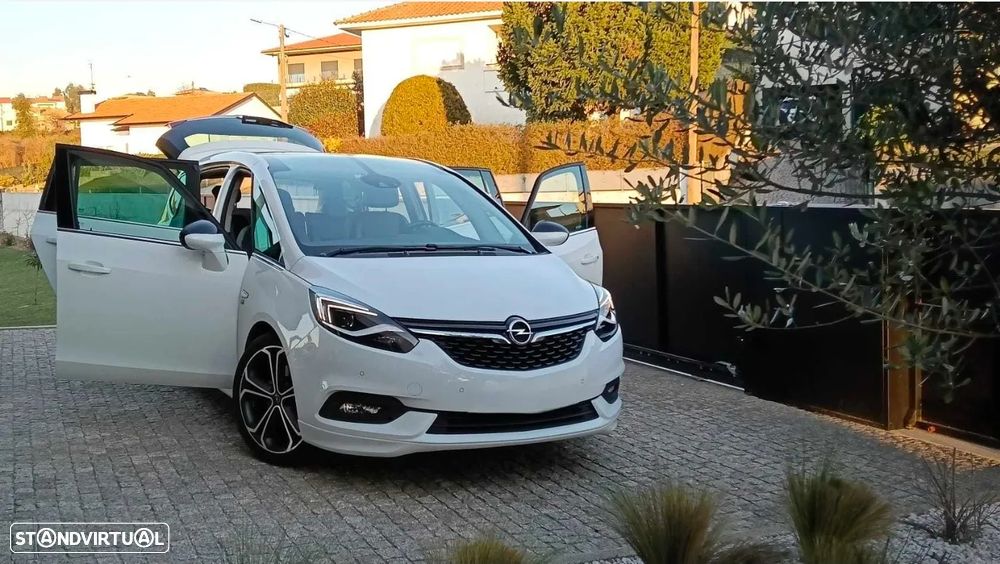 Opel Zafira 2.0 CDTi OPC Line S/S - 1