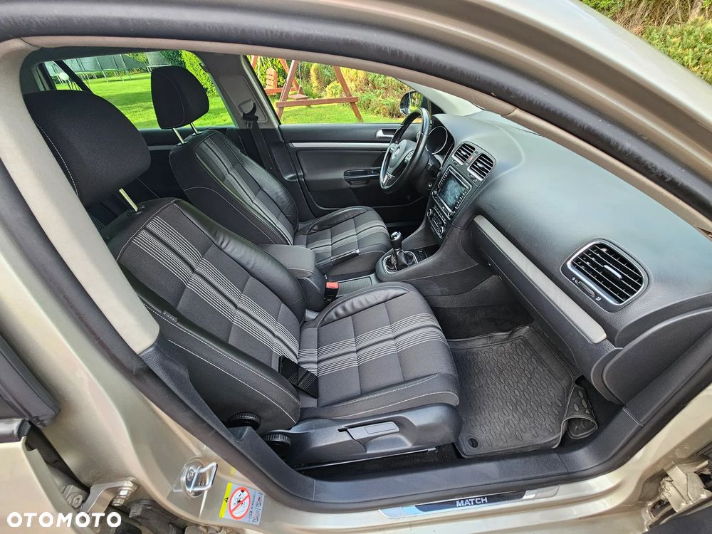 Volkswagen Golf 1.6 TDI DPF MATCH - 7