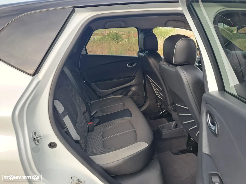 Renault Captur ENERGY TCe 120 EDC Bose Edition - 28