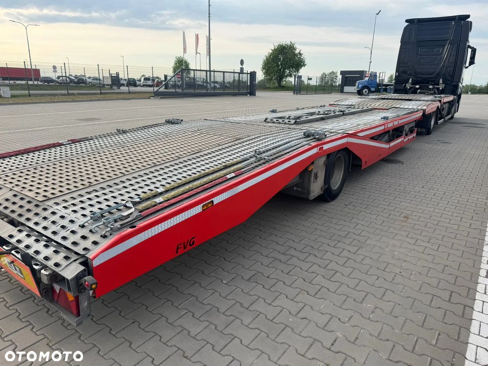 Mercedes-Benz ACTROS - 8