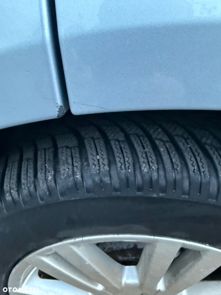 Land Rover Discovery IV 3.0D V6 SE - 10