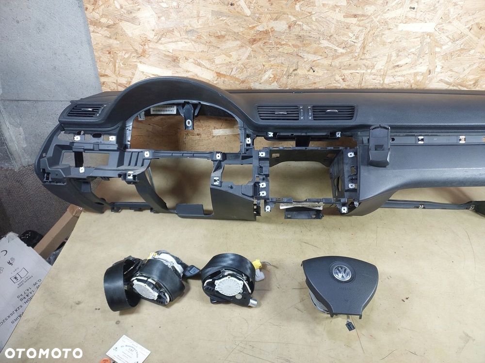 PASSAT B6 DESKA ROZDZIELCZA KONSOLA DEMONTAŻ - 2