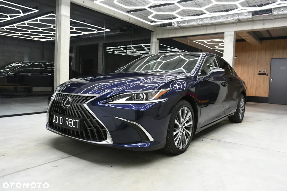 Lexus ES 300h Business Edition + - 4