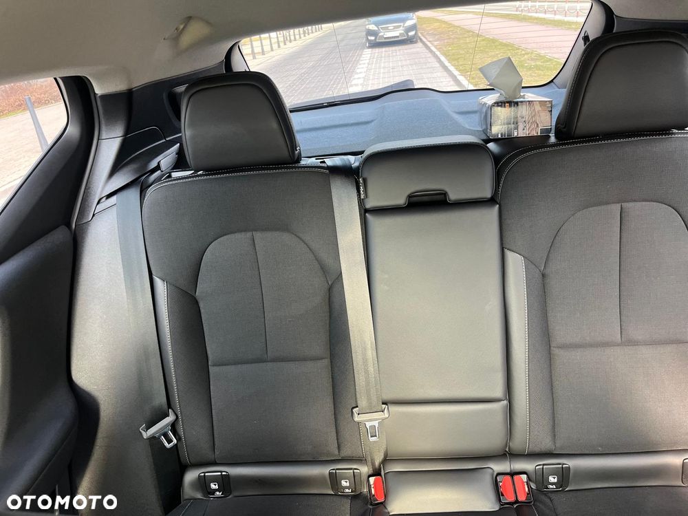 Volvo XC 40 T3 Momentum Pro - 8
