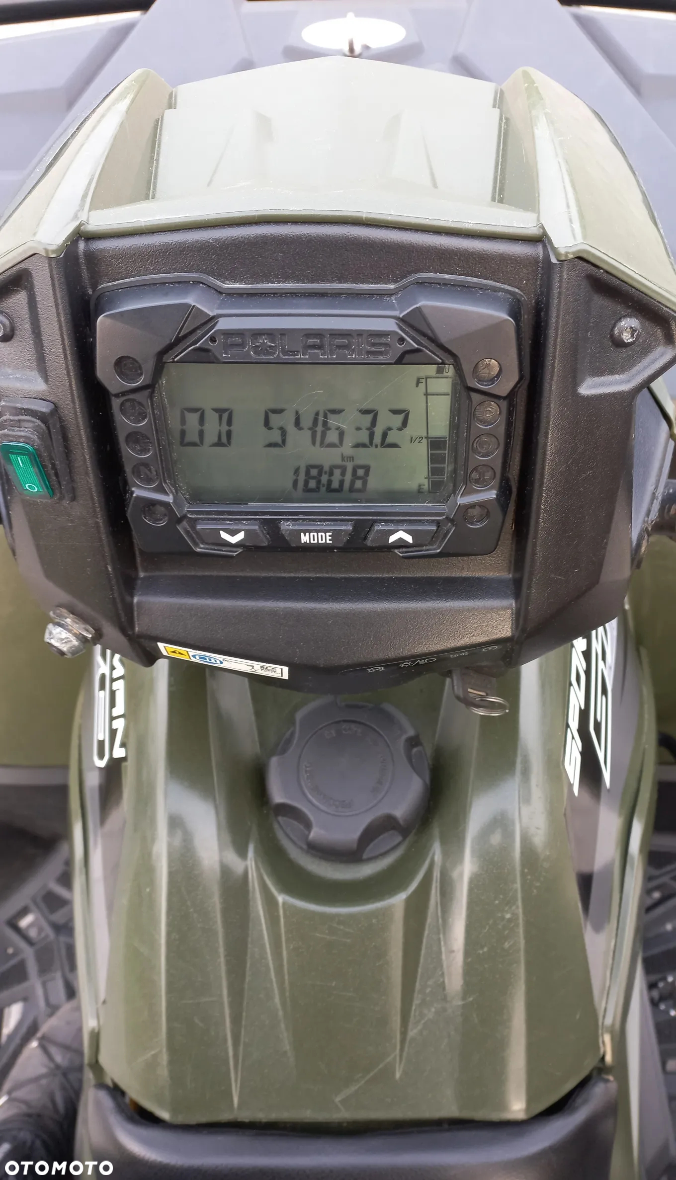 Polaris Sportsman - 12