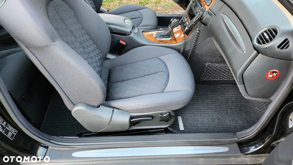 Mercedes-Benz CLK - 6