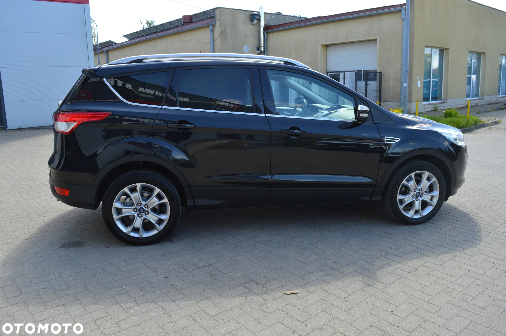 Ford Kuga 1.5 EcoBoost 2x4 Titanium - 9