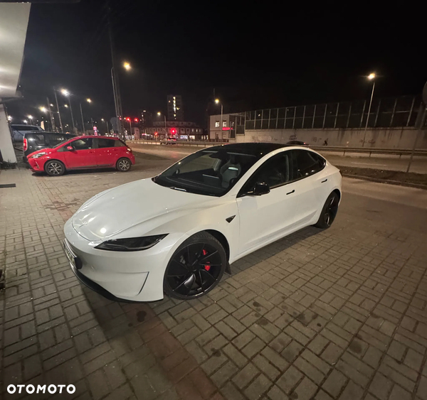 Tesla Model 3 Performance AWD