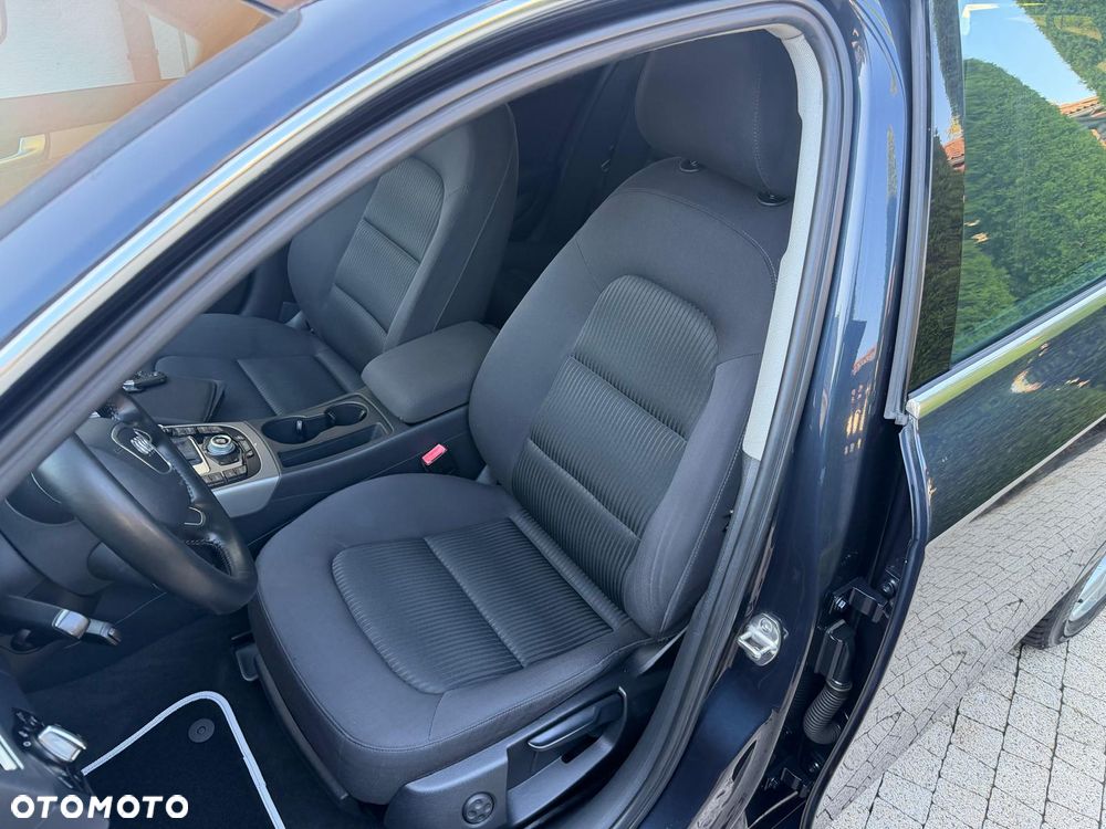 Audi A4 Avant 2.0 TDI DPF clean diesel multitronic Ambiente - 18