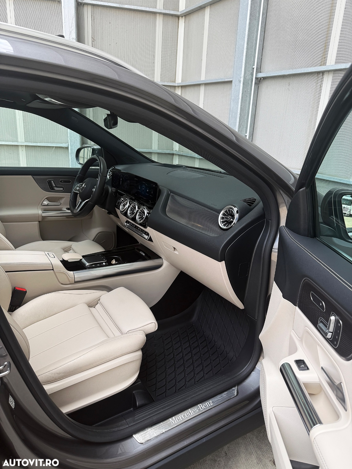 Mercedes-Benz GLA 250 4MATIC Aut. - 2