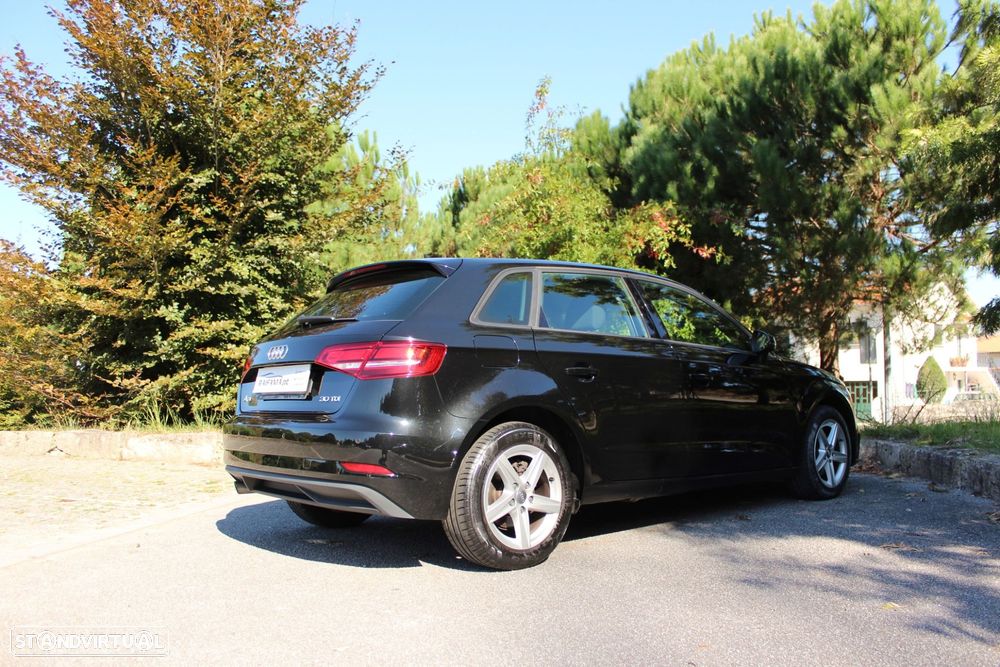 Audi A3 Sportback 30 TDI Design - 5