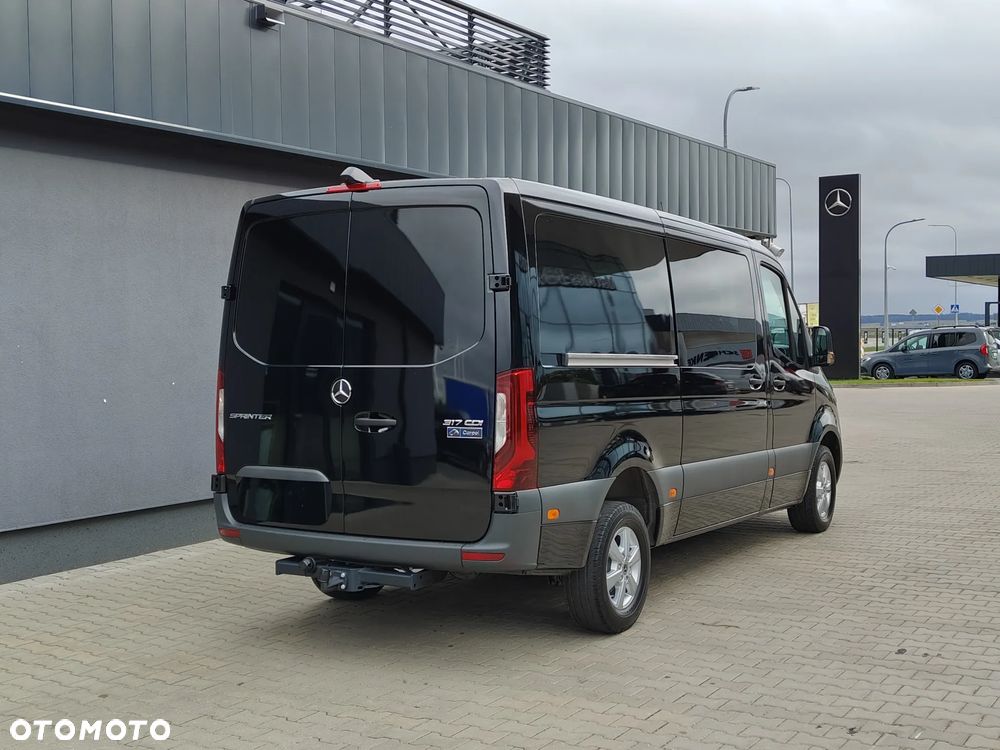 Mercedes-Benz Sprinter - 6