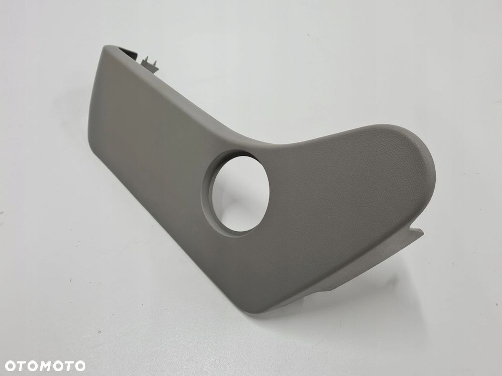 VW T5 LIFT MULTIVAN osłona lewa fotel kierowcy JASNOSZARA - 1