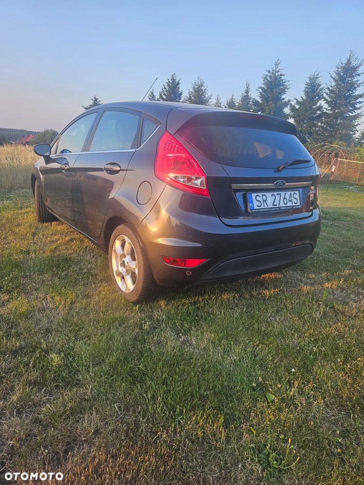 Ford Fiesta 1.25 Titanium - 11