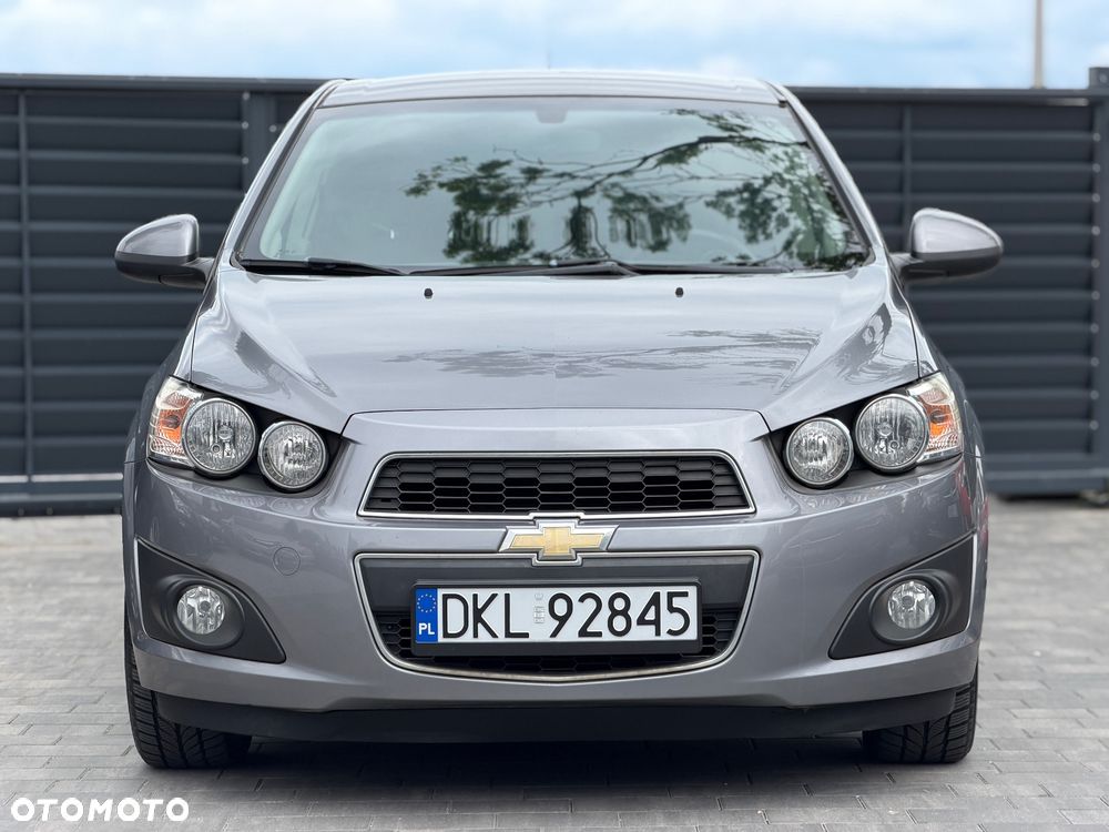 Chevrolet Aveo 1.6 LTZ - 9