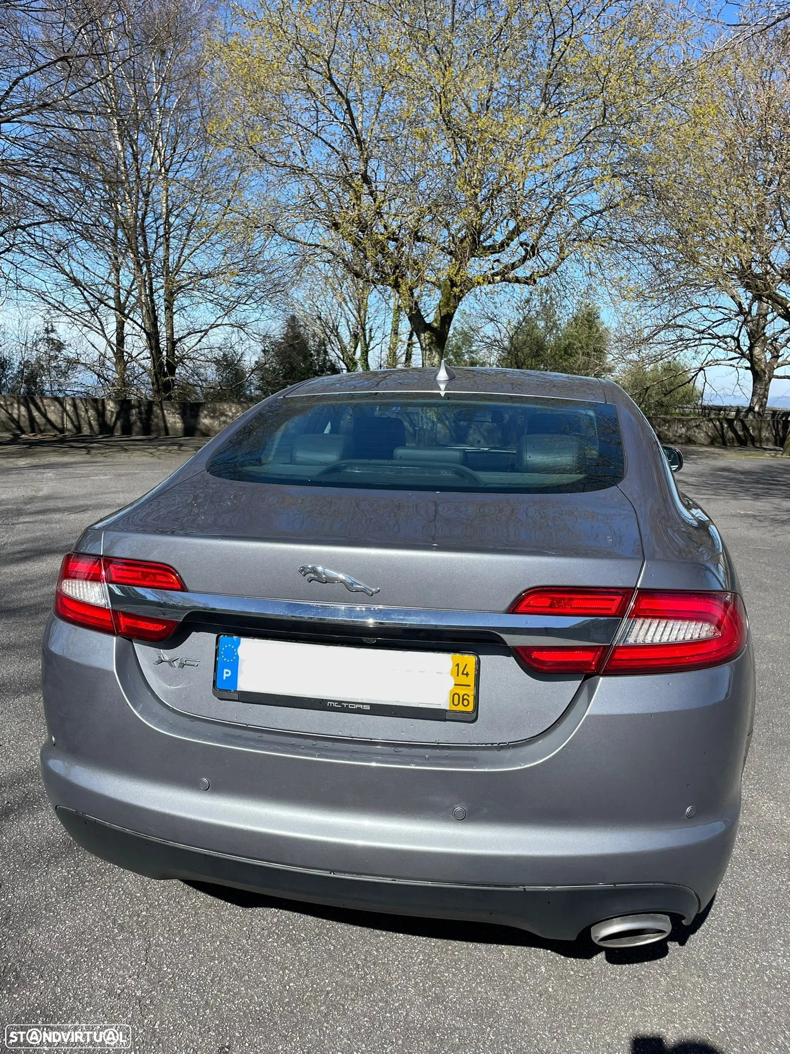 Jaguar XF 2.2 D Premium Luxury - 5