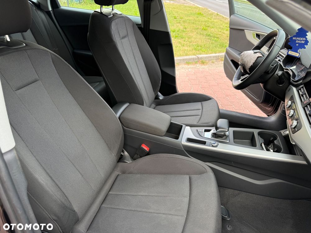 Audi A4 Avant 30 TDI mHEV Advanced S tronic - 27