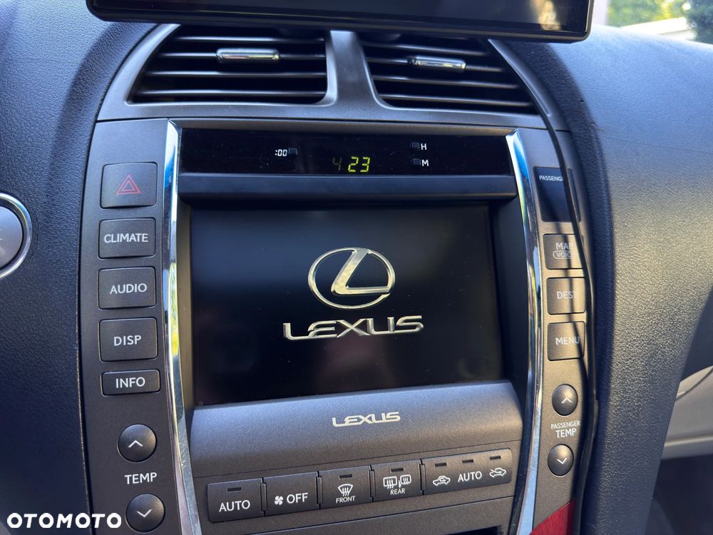 Lexus ES - 28