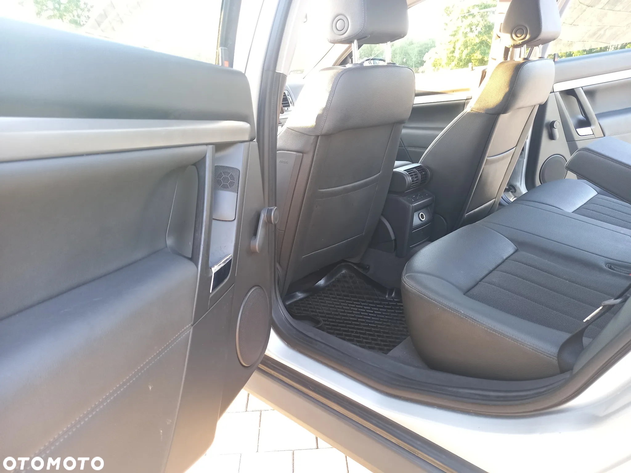 Opel Vectra 1.9 CDTI Cosmo - 13