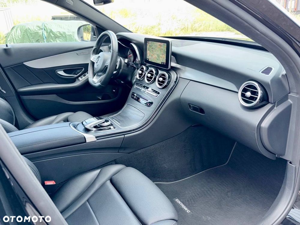 Mercedes-Benz Klasa C 200 9G-TRONIC AMG Line - 15
