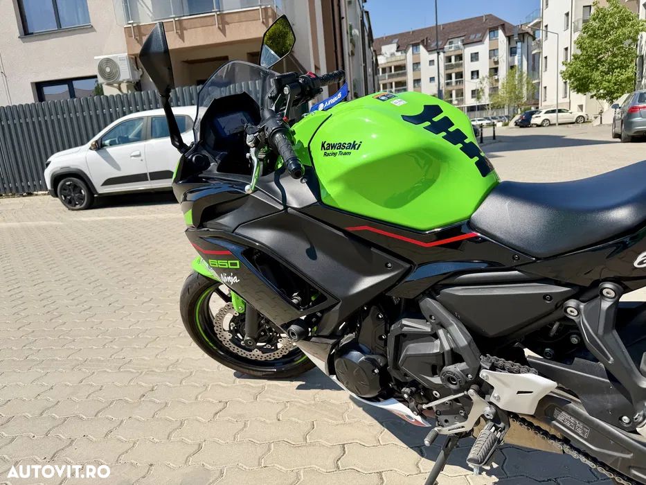 Kawasaki Ninja 650 KRT - 5