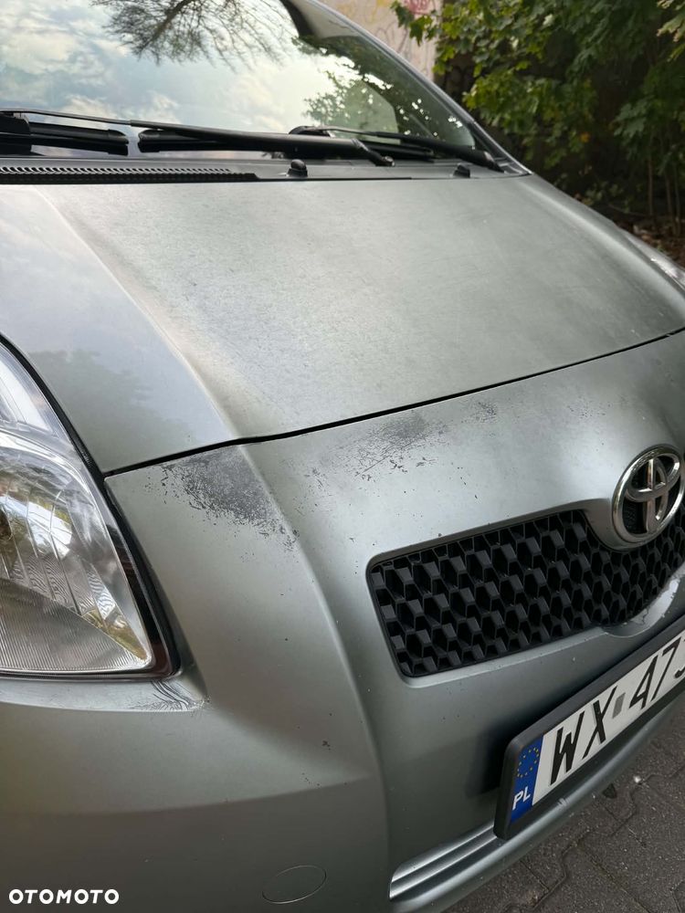Toyota Yaris - 13