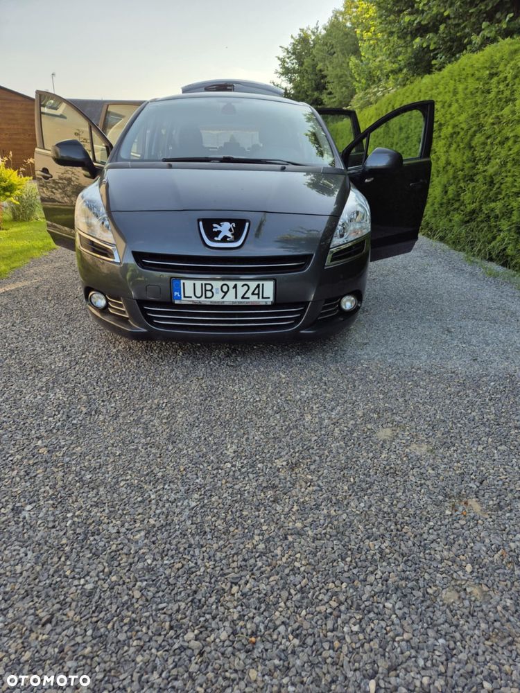 Peugeot 5008 - 10