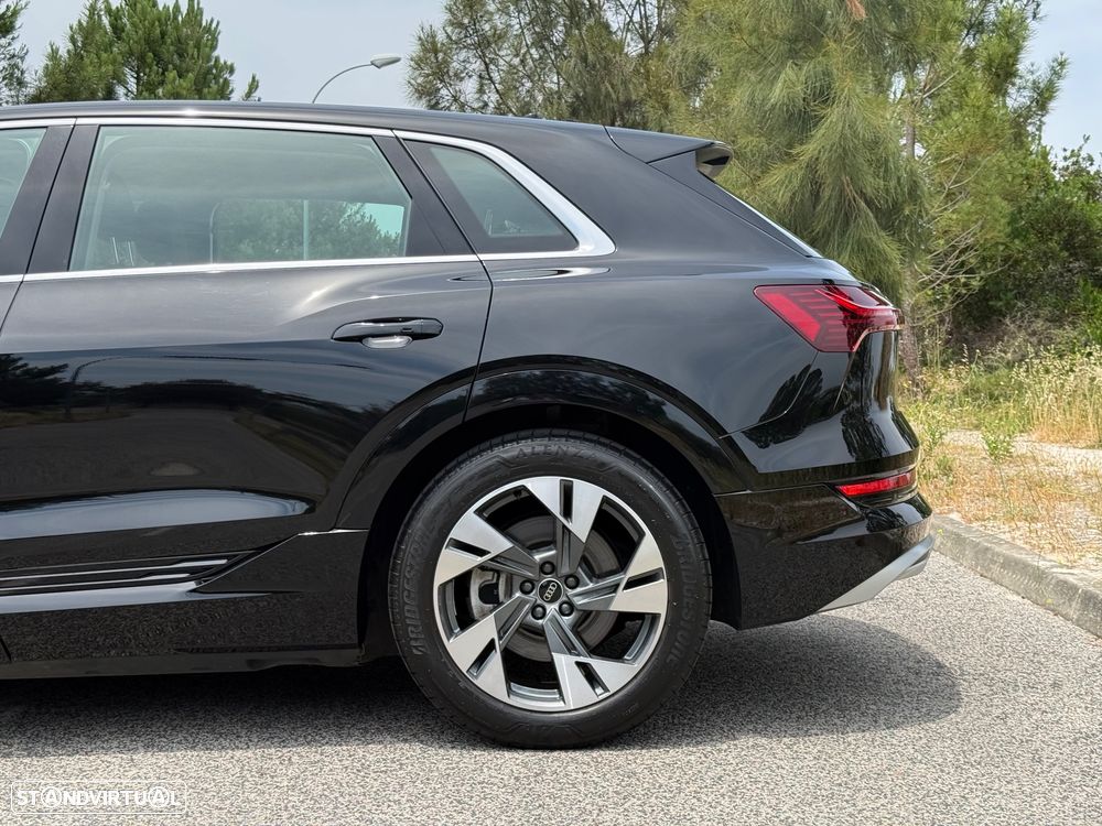Audi e-tron 50 quattro S line - 18