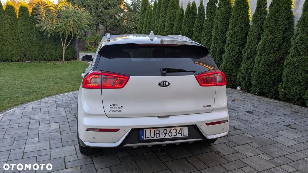 Kia Niro 1.6 GDI Hybrid M - 6