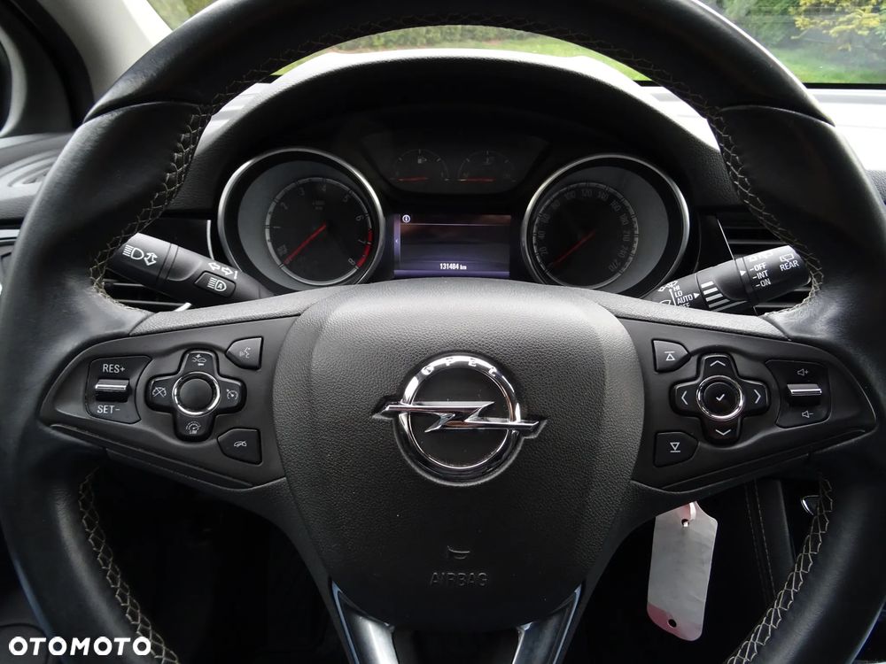 Opel Astra 1.4 Turbo Innovation - 23