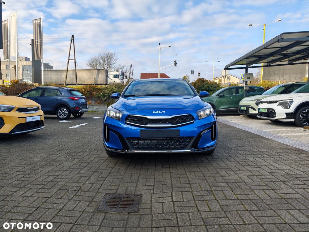 Kia XCeed 1.5 T-GDI M - 2