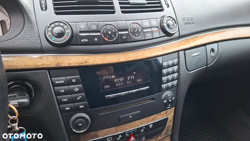 Mercedes-Benz Klasa E 280 CDI 4-Matic Avantgarde - 14