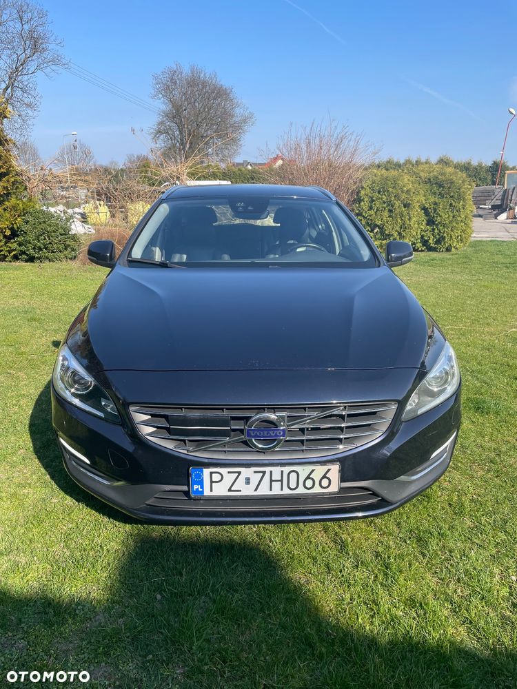 Volvo V60 D3 Drive-E Dynamic Edition (Momentum) - 4