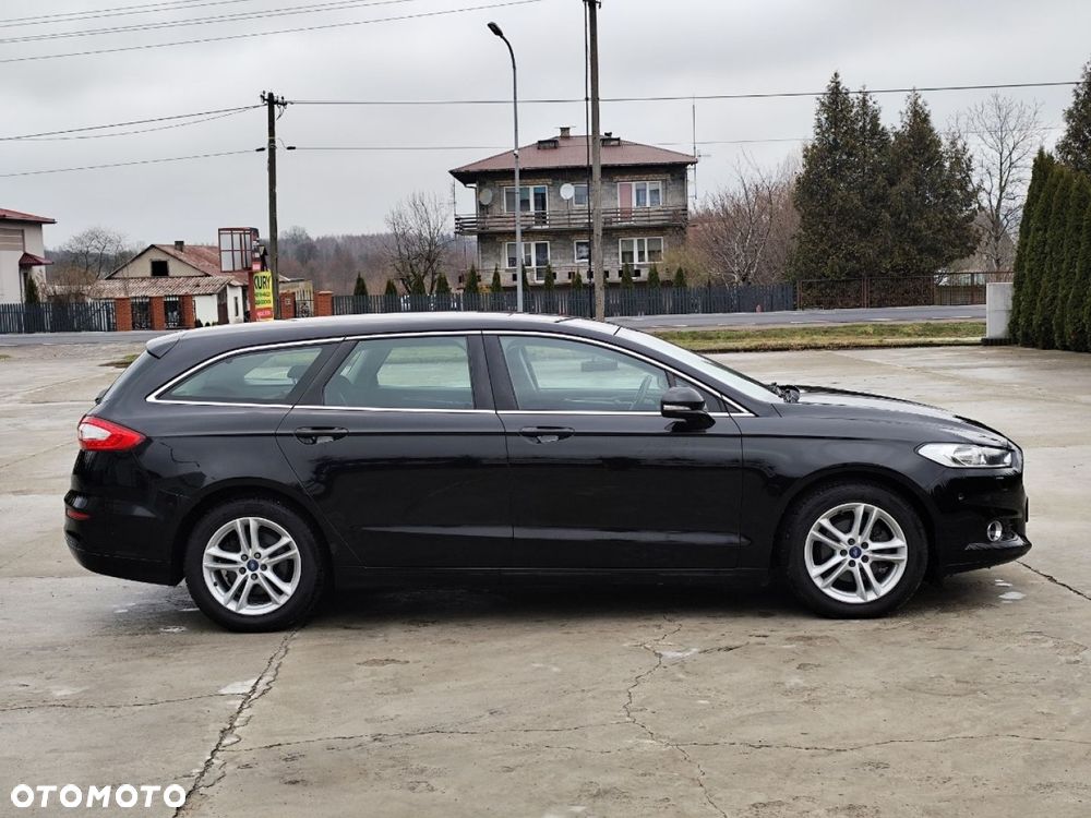 Ford Mondeo - 36