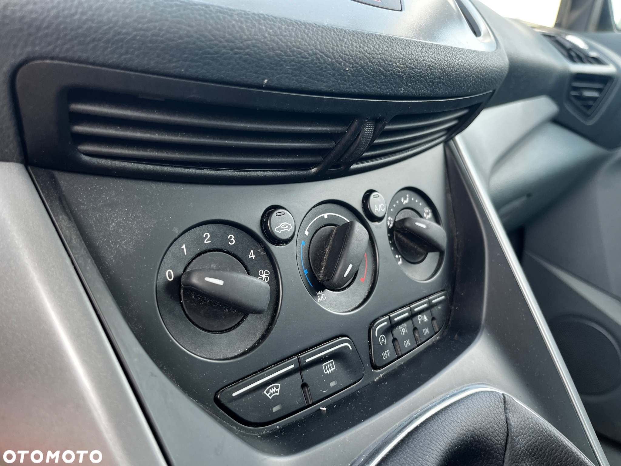 Ford C-MAX - 13