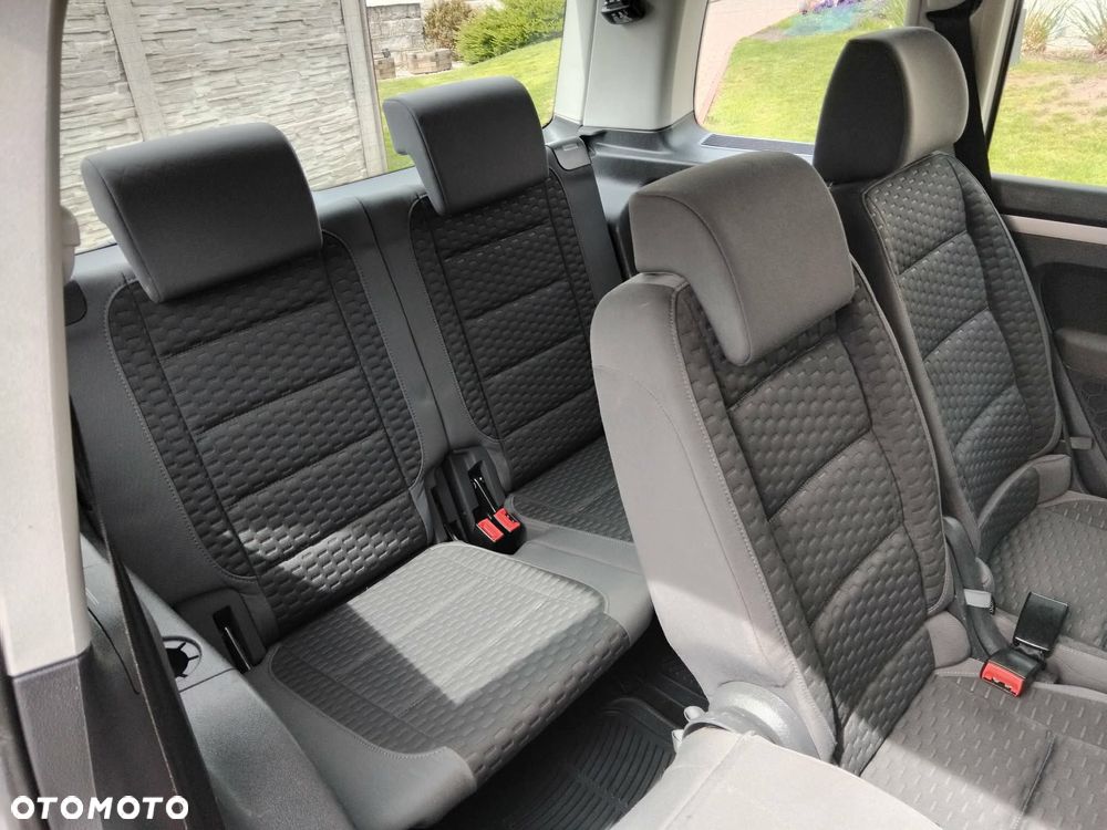 Volkswagen Touran 1.6 Freestyle - 17