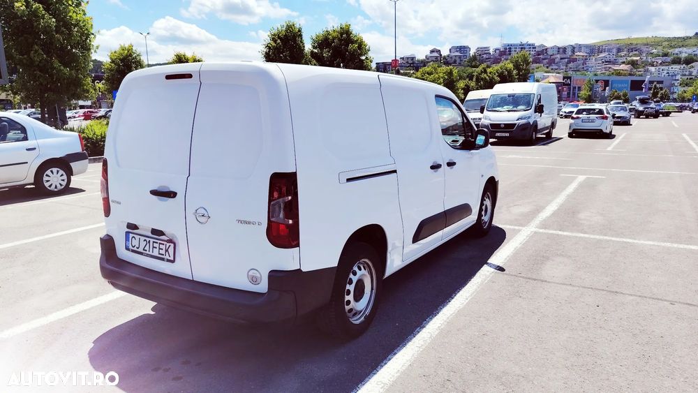 Opel Combo Cargo 1.5 CDTI 100 CP MT6 Start/Stop - 17