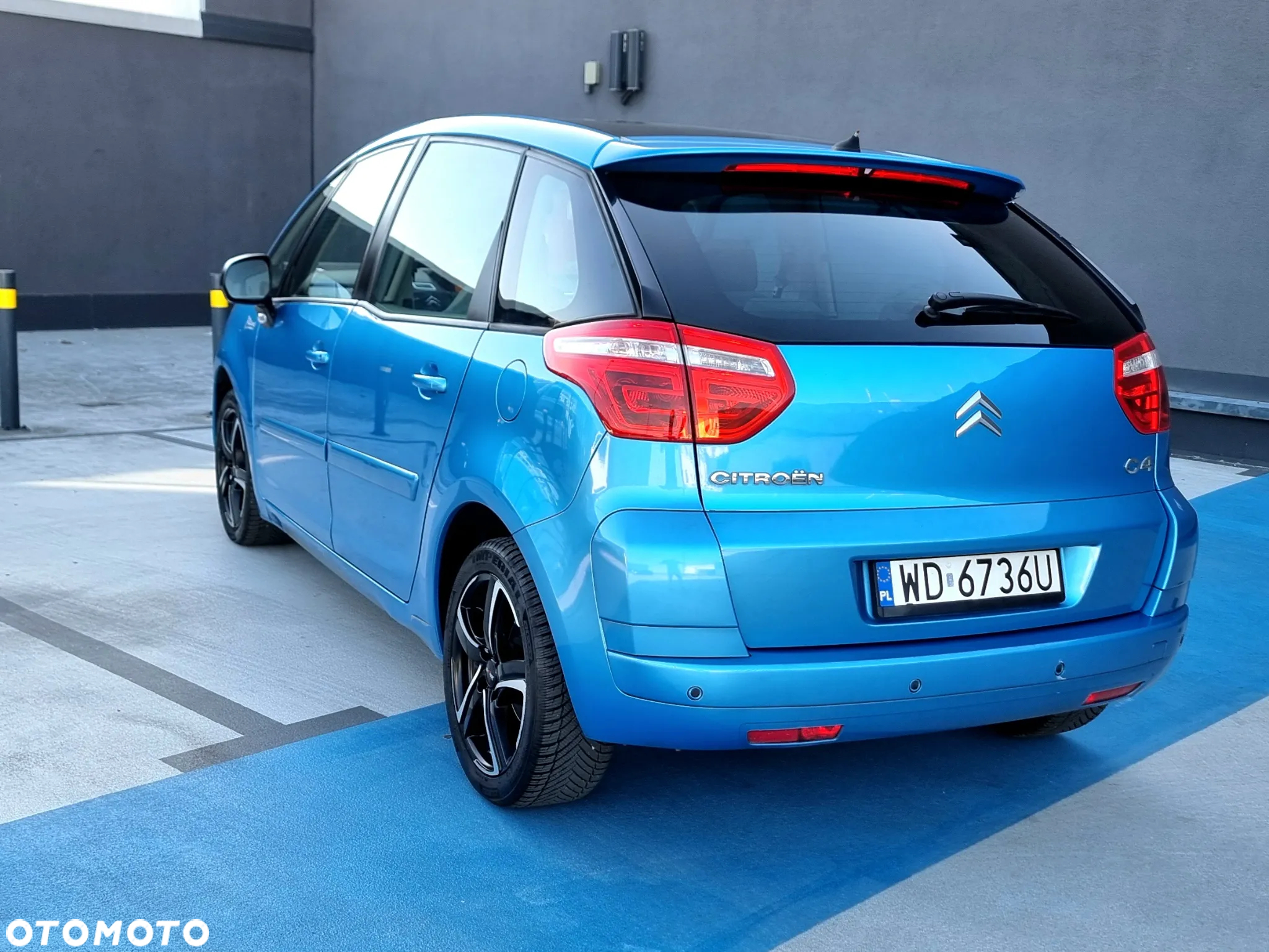 Citroën C4 Picasso 1.8 16V Confort - 4