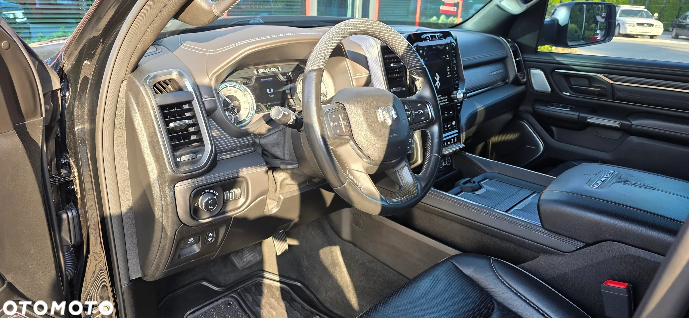 Dodge RAM 1500 5.7 4x4 - 10