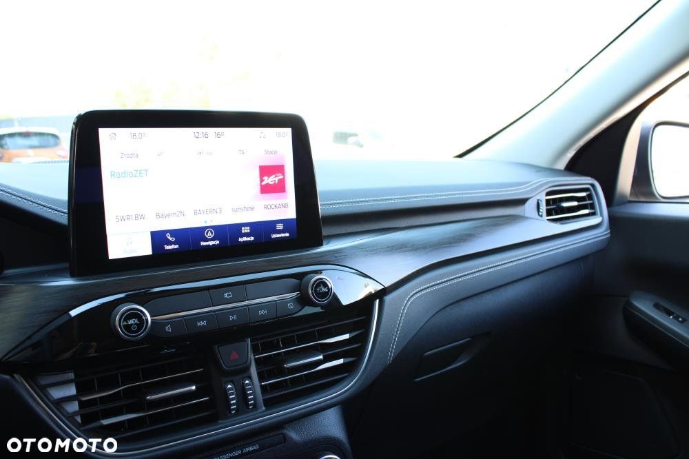 Ford Kuga - 31