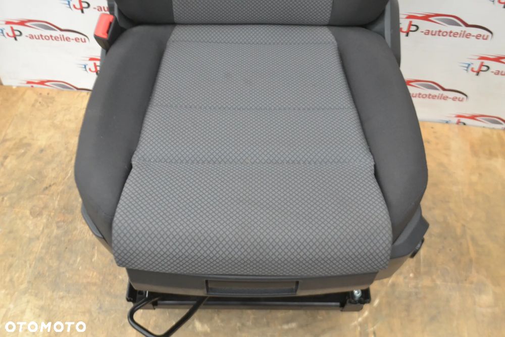 MAN TGE Fotel Kierowcy Kierowca Lewy Pompowany Regulacja Wagi Waga Amortyzowany Pompa - 9