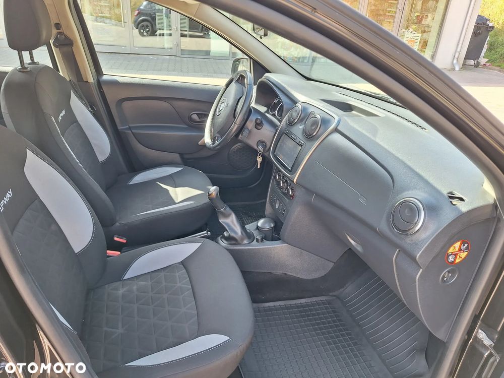 Dacia Sandero Stepway 0.9 TCe Ambiance S&S EU6 - 5