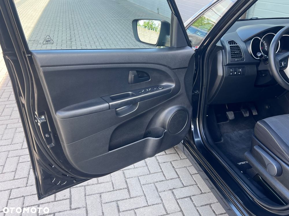 Kia Venga 1.4 CVVT Attract - 13