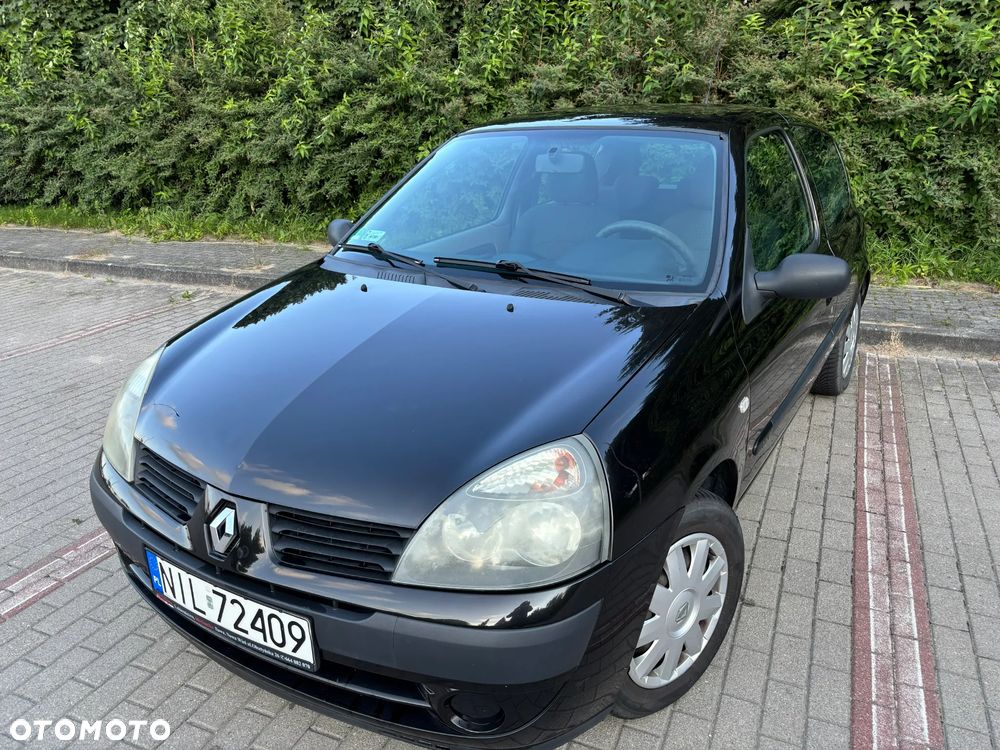 Renault Clio - 23