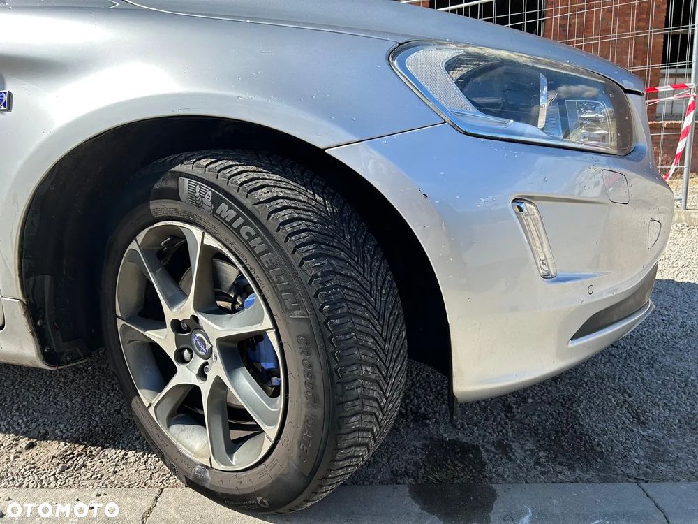 Volvo XC 60 D3 Drive-E Ocean Race - 8