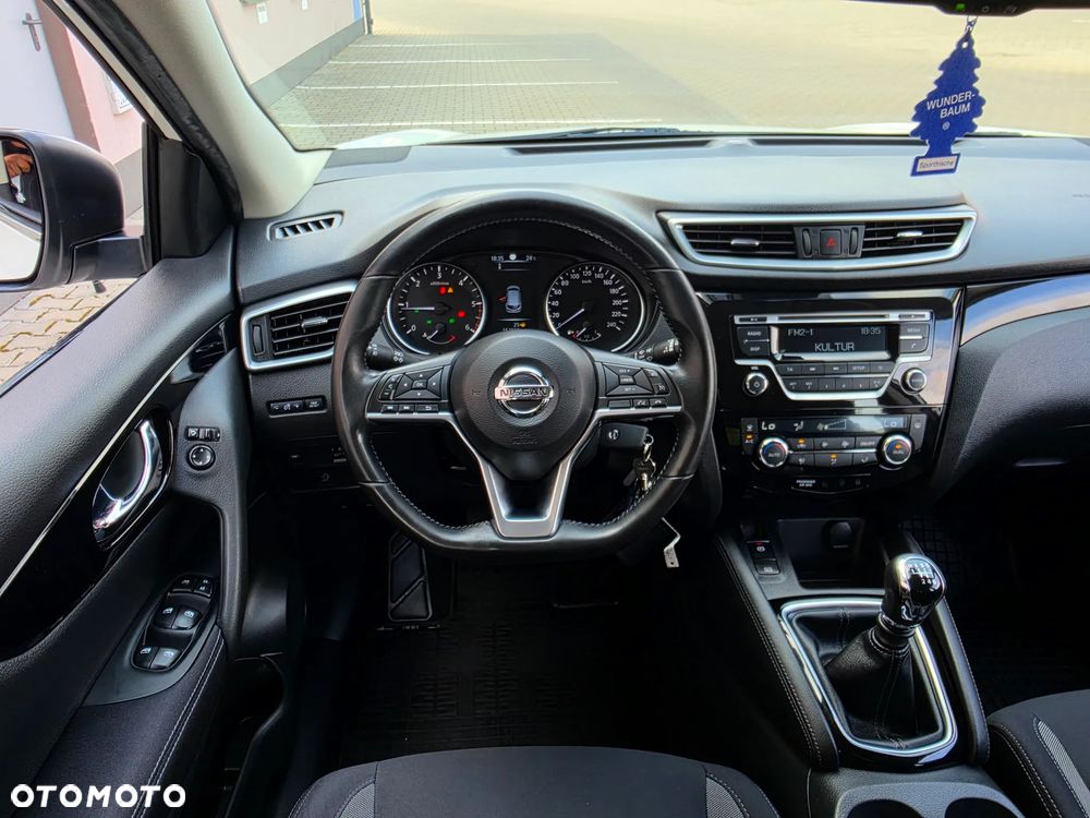Nissan Qashqai 1.6 dCi 4x4 Acenta S&S - 16